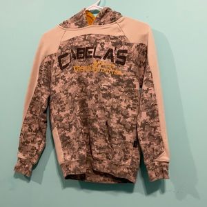 Cabelas Hoodie